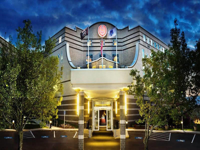Sheraton Boston Needham Hotel Экстерьер фото